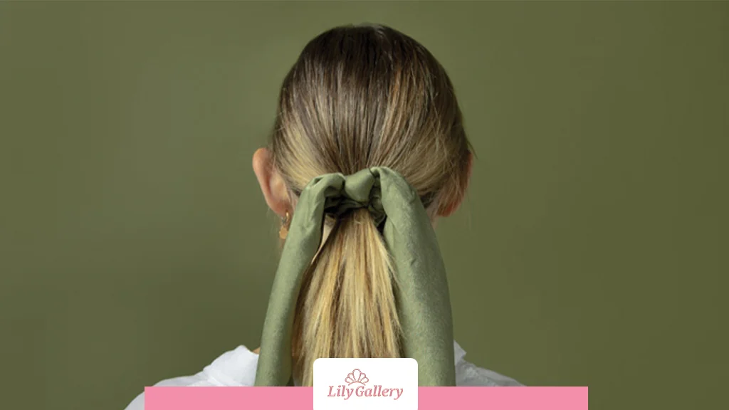 Reducing hair loss and breakage with satin
